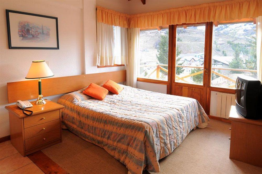 Hotel Punta Condor Cerro Catedral ภายนอก รูปภาพ